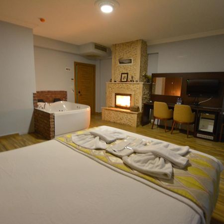 Hill River Hotel Ağva Bagian luar foto