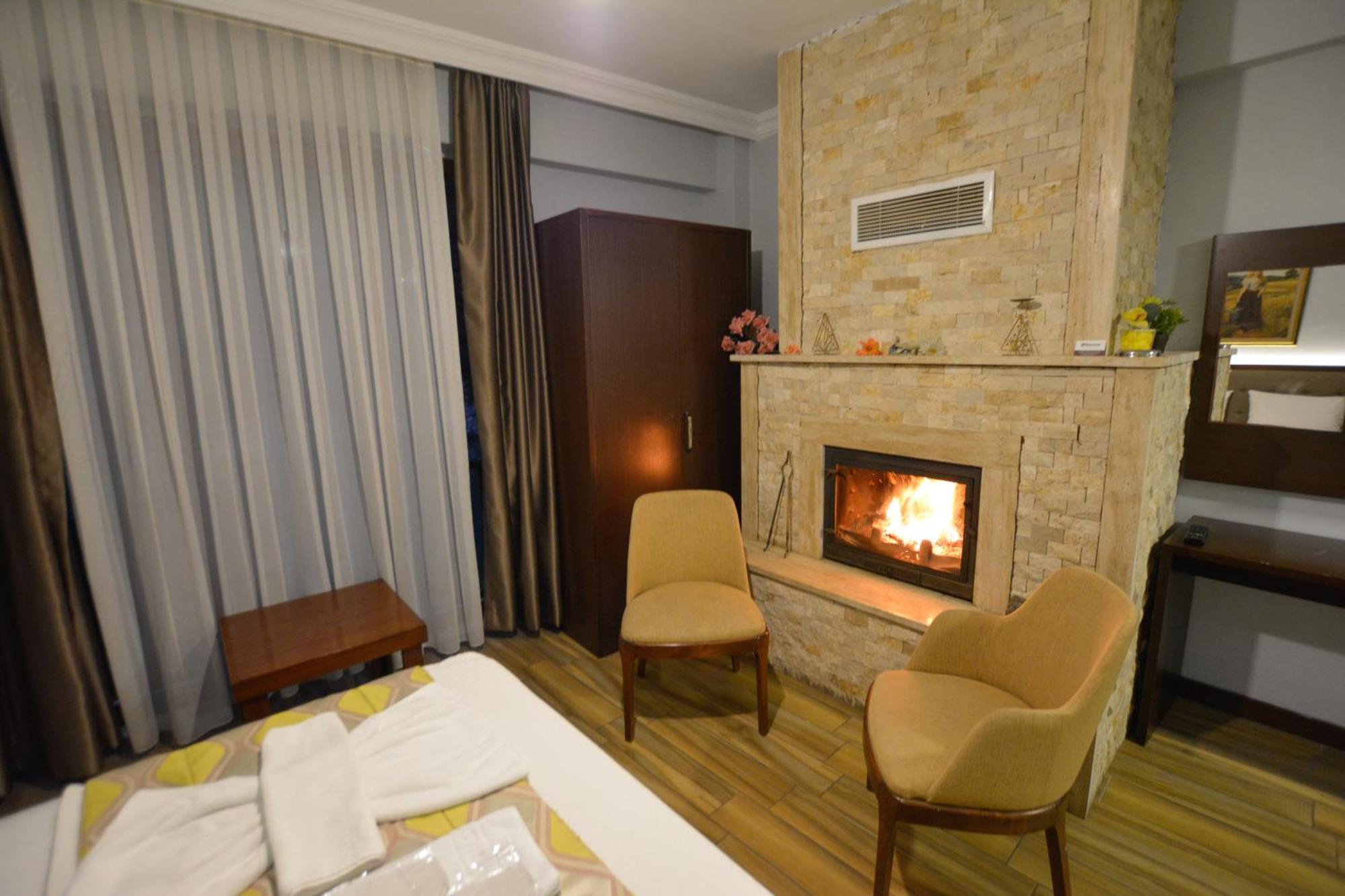 Hill River Hotel Ağva Bagian luar foto