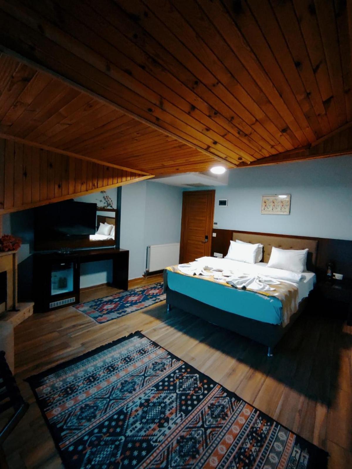 Hill River Hotel Ağva Bagian luar foto